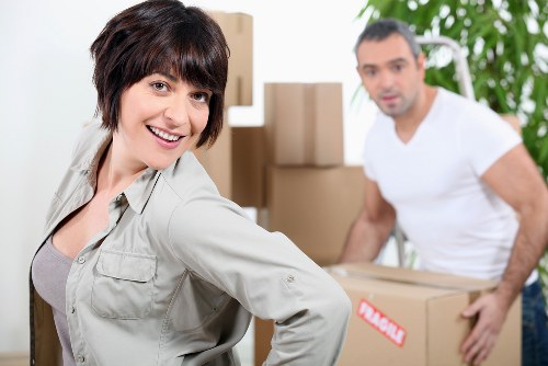 Local packing and unpacking support for homes and offices in Brent